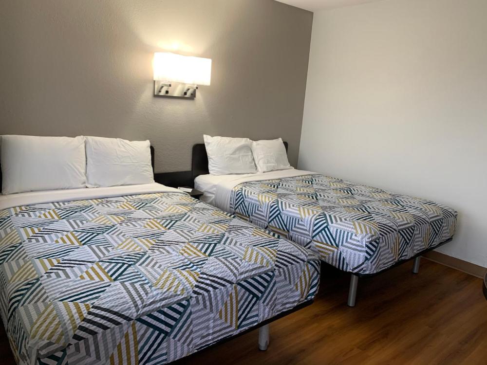 Quadruple Room - Non-Smoking interior